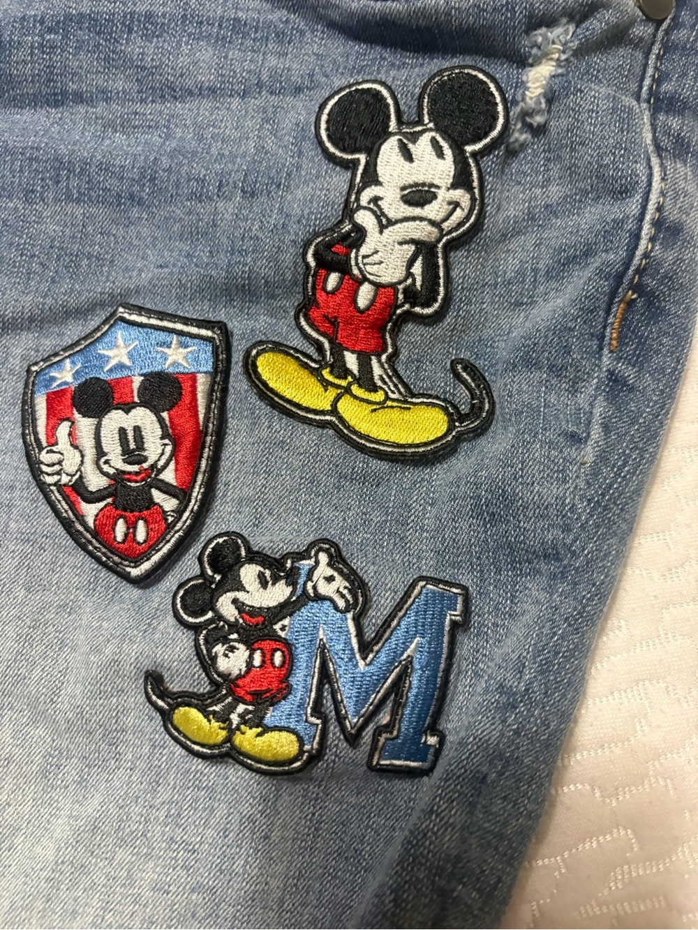 Disney Store Mickey Mouse Patch Distressed Blue Jeans 18R - Picture 5 of 13